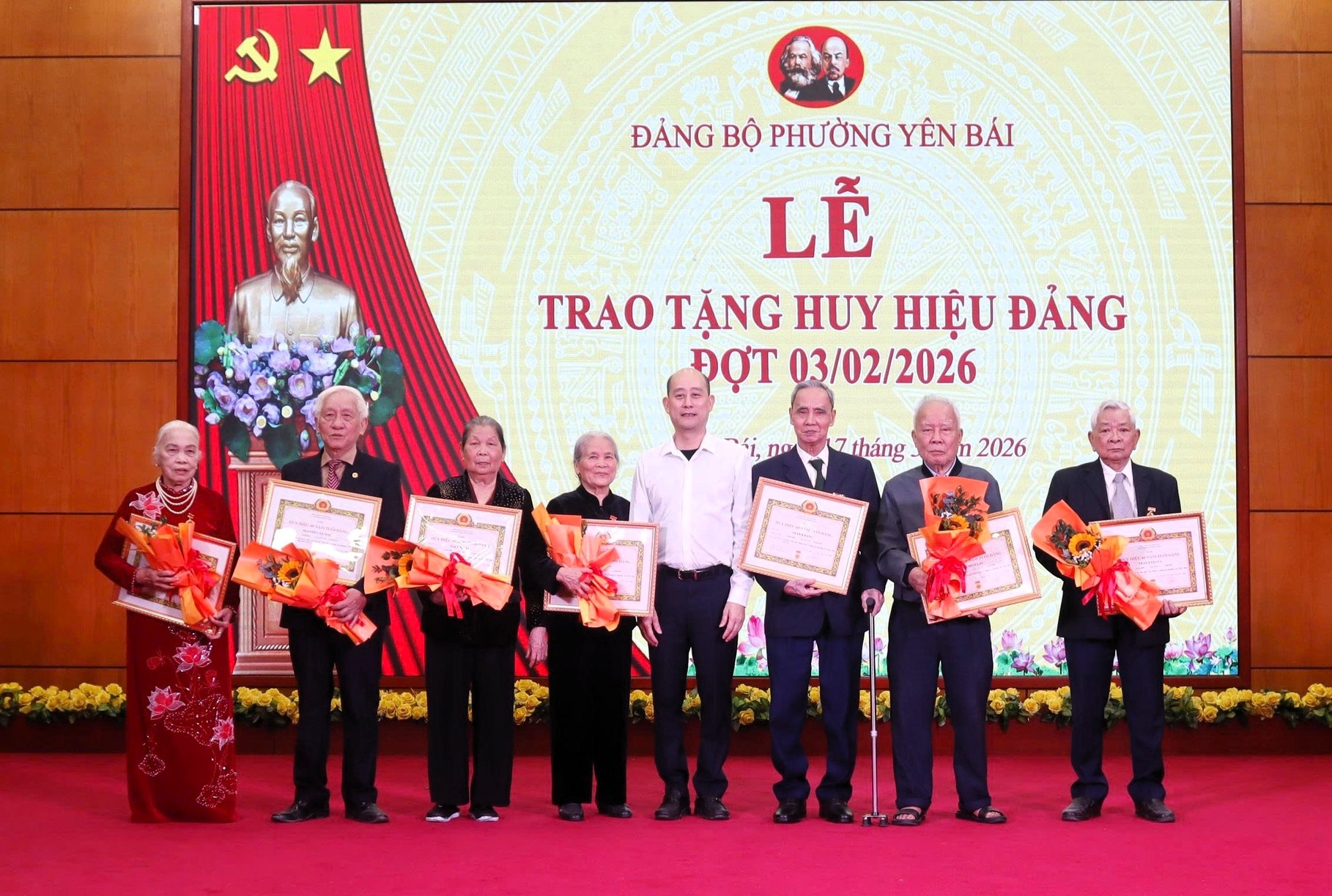 anh tin bai